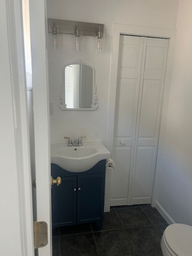 Photo - 1125 Henry Rd