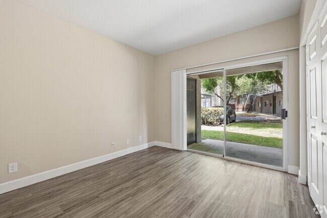 2BR, 2BA - 1040SF - Second Bedroom