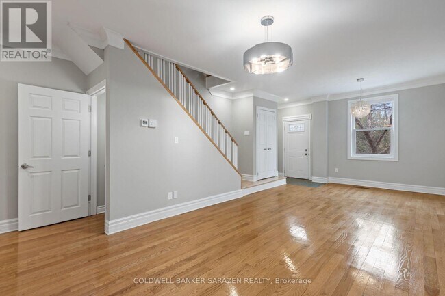 Photo - 447 Green Ave