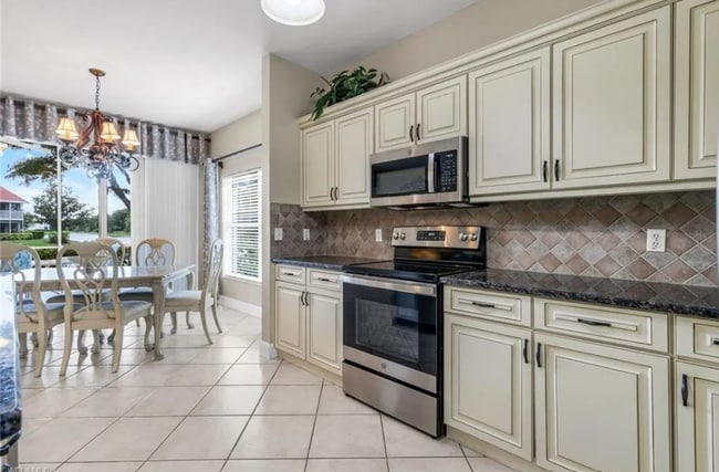 Photo - 5650 Northboro Dr Unit 102