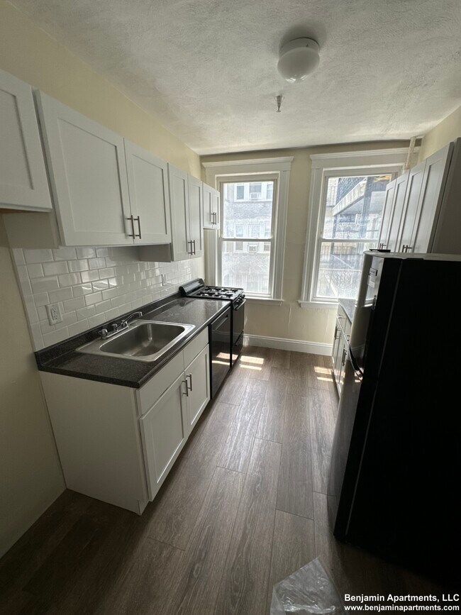 Photo - 1634 Commonwealth Ave Unit 12