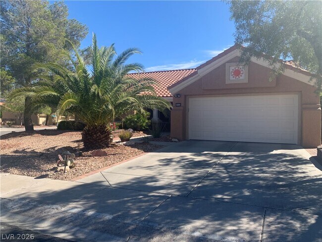 Photo - 2924 Crown Ridge Dr