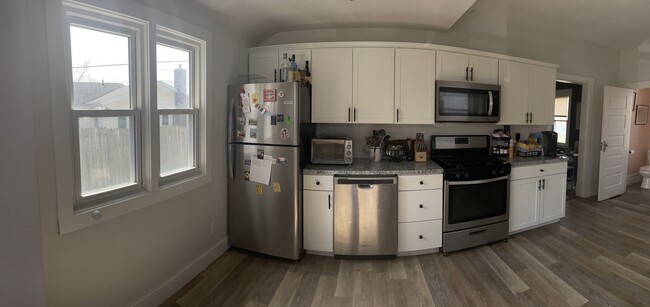 Building Photo - 3274 Briggs Blvd NE Rental