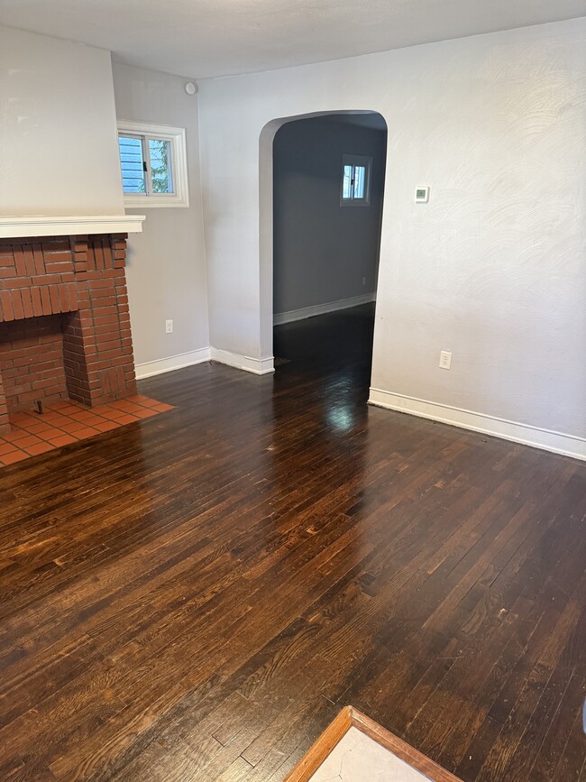 Photo - 1129 Woodbourne Ave