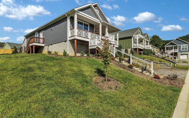 Photo - Home in Black Mountain available for rent ...