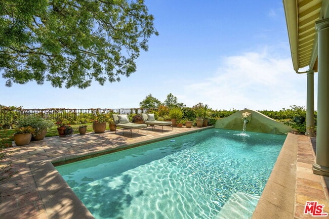 Photo - 1634 Gilcrest Dr