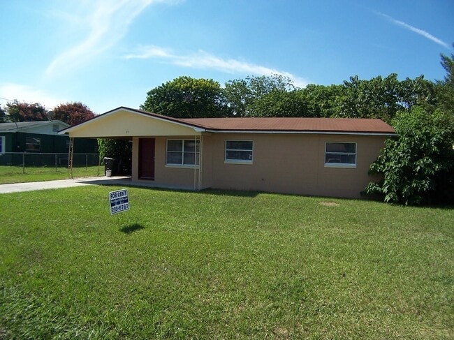 Photo - Three-Bedroom Home Near the Chain of Lakes