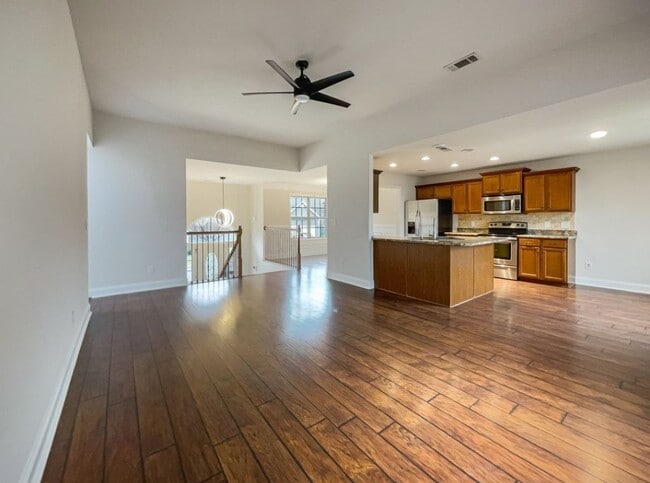 Photo - 1224 Meachem Dr