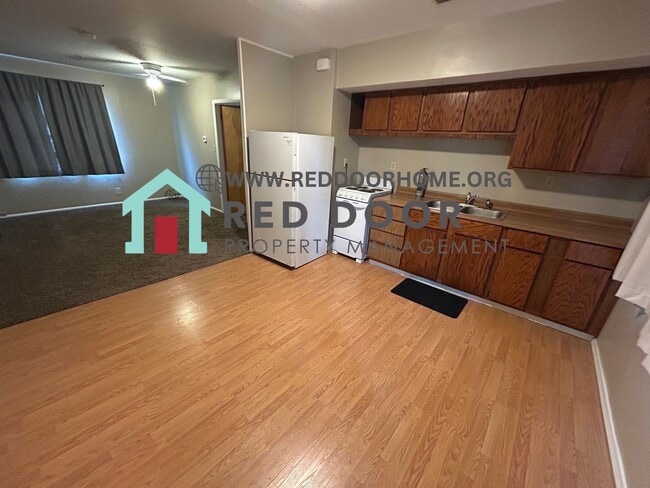 Photo - 903 13th St SW Unit 2