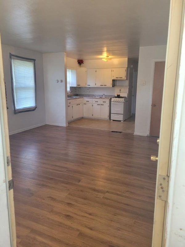 Photo - 2417 N Rockton Ave Unit 2417 N Rockton