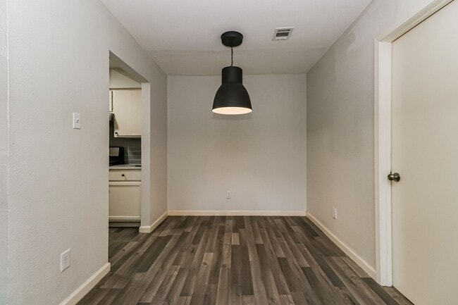 Photo - 6710 Wentworth Dr Unit A