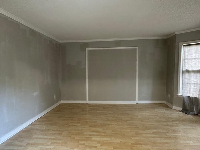 Photo - 8588 Kettering Dr