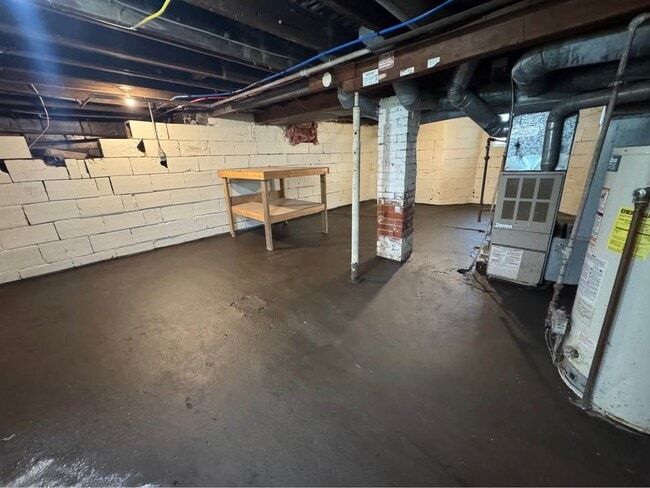 Photo - 1216 14th St NW