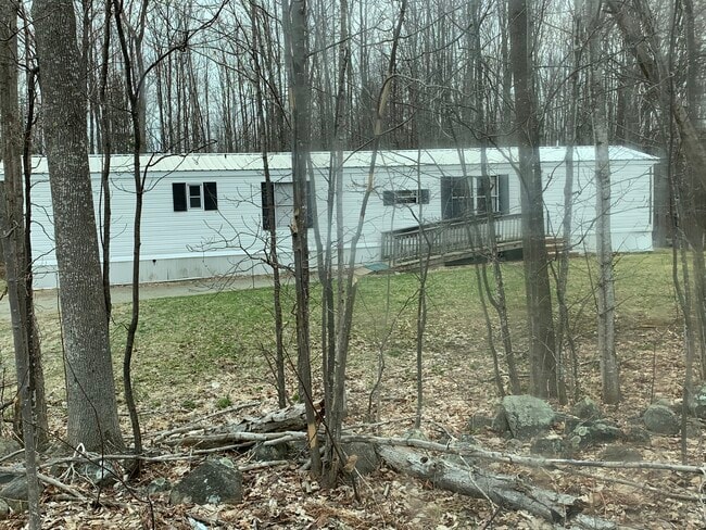 Building Photo - 9 West Rd