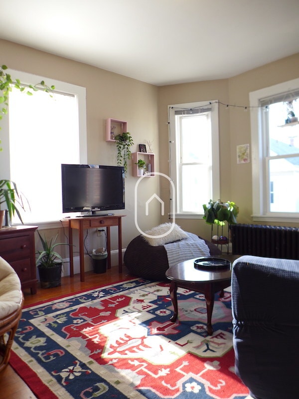 Photo - 1564 Tremont St Unit 4br1ba