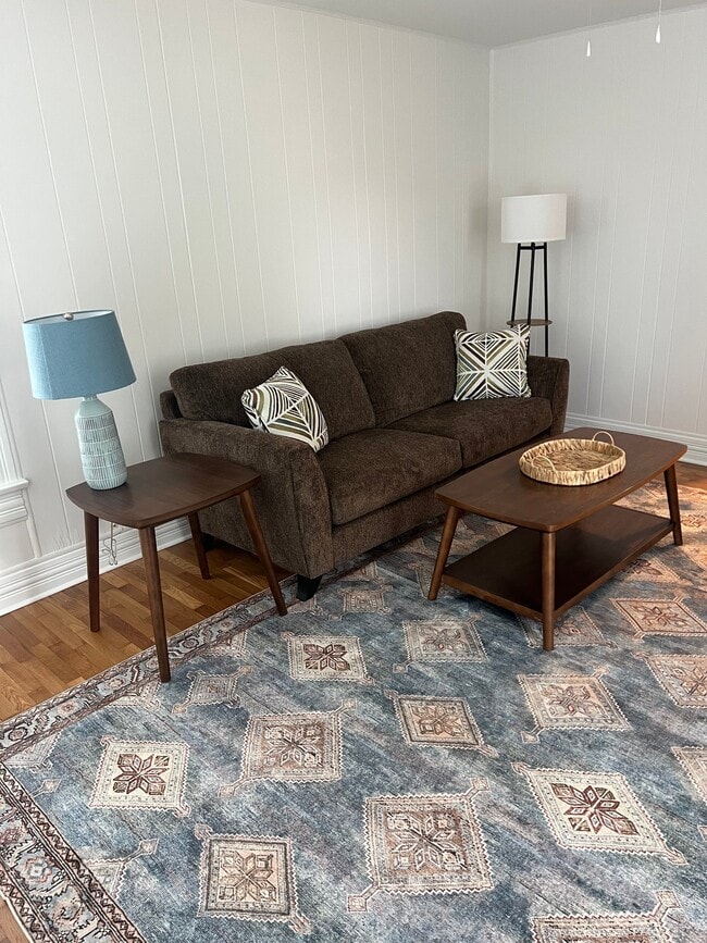 Photo - 526-528-528 S Market St Unit 528 1.5