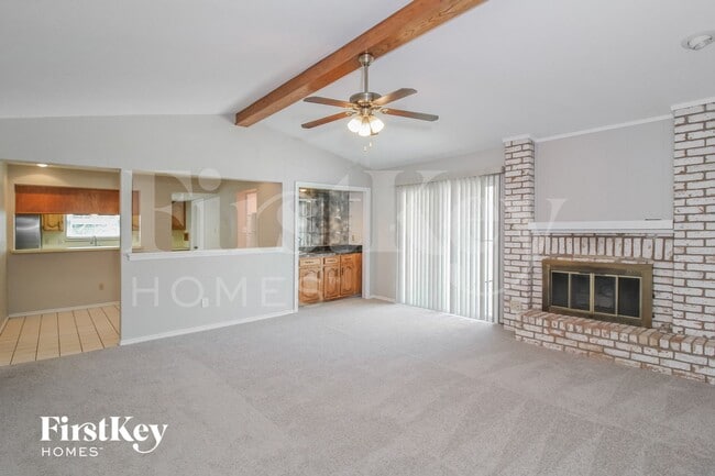 Photo - 1113 Wood Creek Cir