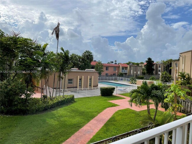 Photo - 4920 NW 79th Ave Unit 212