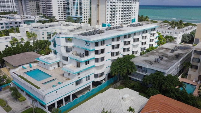 Photo - 9156 Collins Ave Unit 405