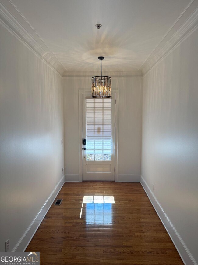 Photo - 4703 Legacy Cove Ln