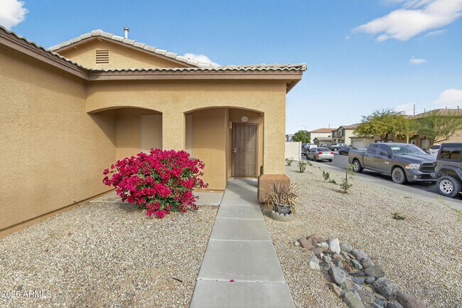 Photo - 1476 E Avenida Grande