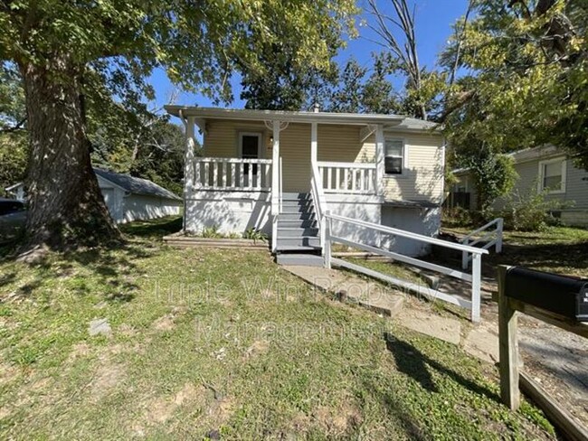 Building Photo - 826 Marvin Ave Rental