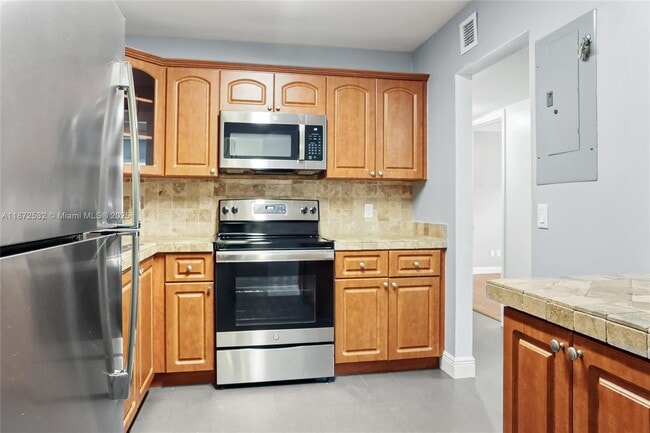Photo - 13720 SW 90th Ave Unit 5
