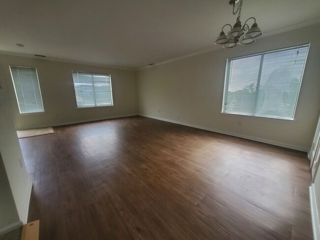 Photo - 31 Stuart Ave Unidad P