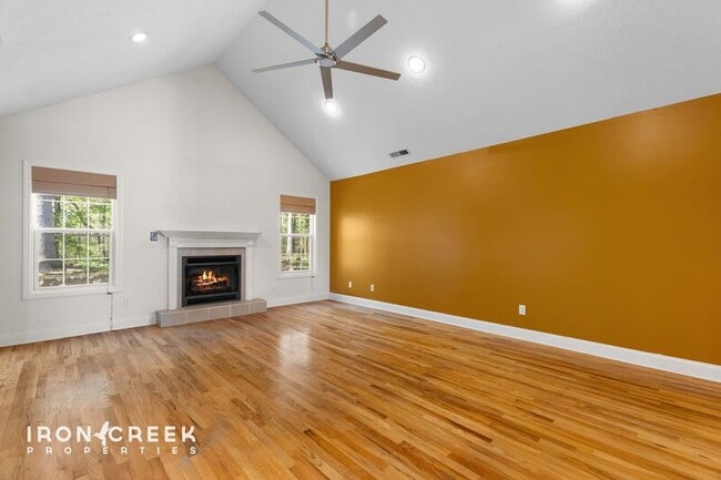 Photo - 49 Azalea Dr