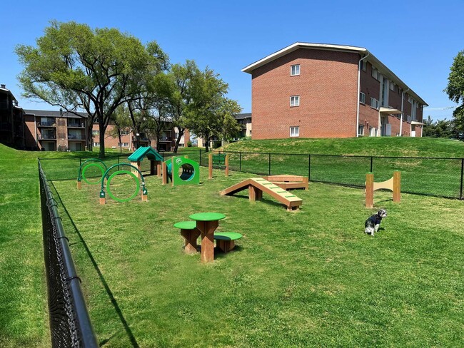 Ridge Gardens Apartments