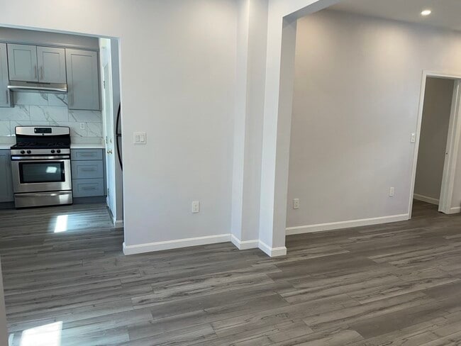 Photo - 73 Marshall St Unit 3