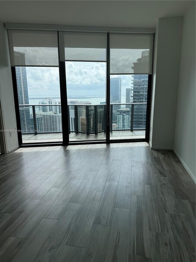 Photo - 805 S Miami Ave