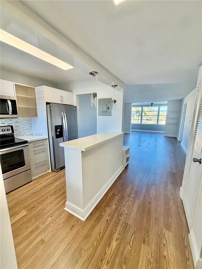 Photo - 8350 Sunrise Lakes Blvd Unit 202