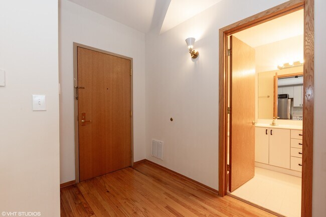 Photo - 910 S Michigan Ave Unit 1306
