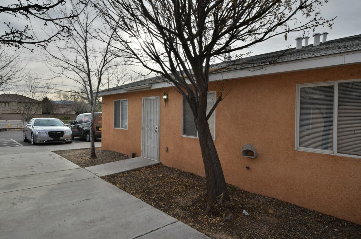 The Russwood Village - The Russwood Village Apartments