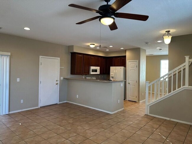 Building Photo - Stunning Home in a Gated Community