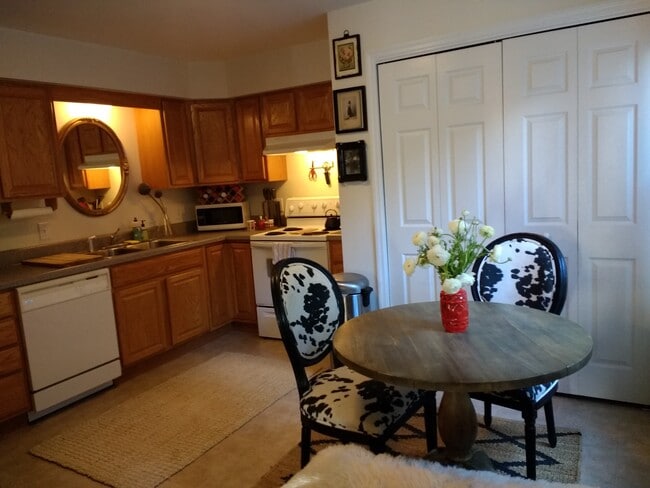 Photo - 22 Independence Blvd Unit 2
