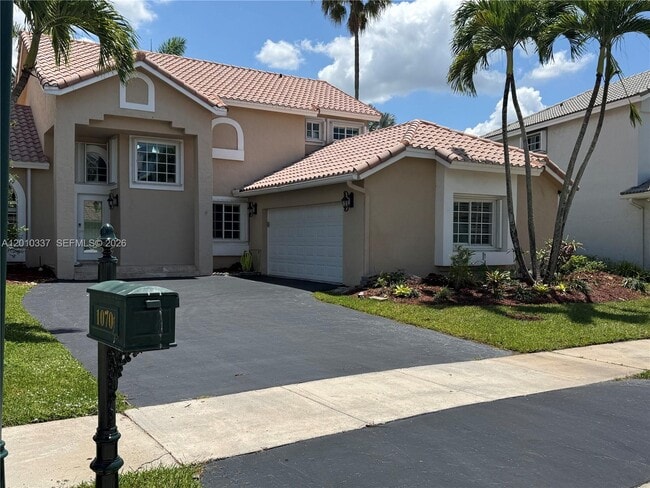 Photo - 1070 Capistrano