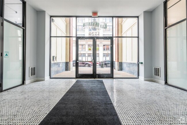 Building Photo - 1520 Washington Ave Unit 222 Rental