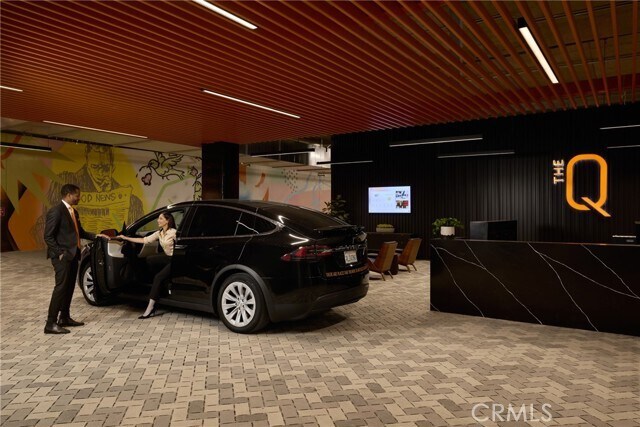 Photo - 21010 Erwin St