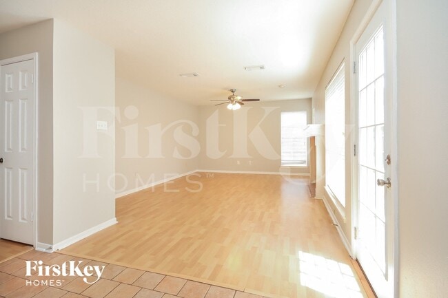 Photo - 1039 Wentworth Dr