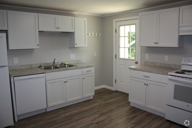 Building Photo - 7906 Slayton Settlement Rd Unit 12 Rental