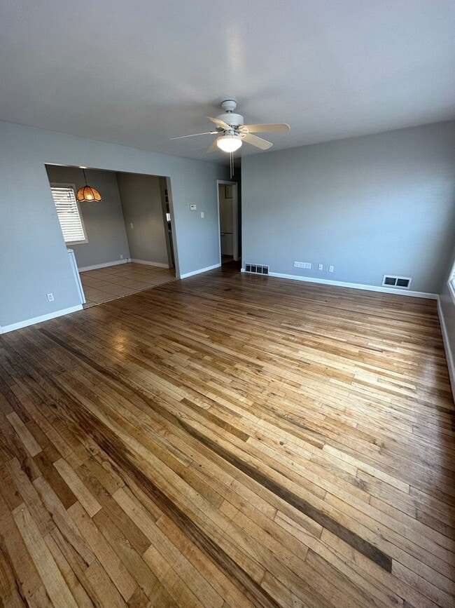 Photo - 4650 S Unit 321 W 4650 S  A