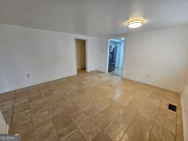 Photo - 1252 Lawrenceville-Suwanee Rd