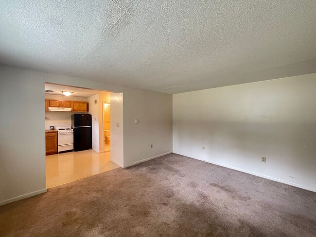 177 Loudon Rd Unit 203
