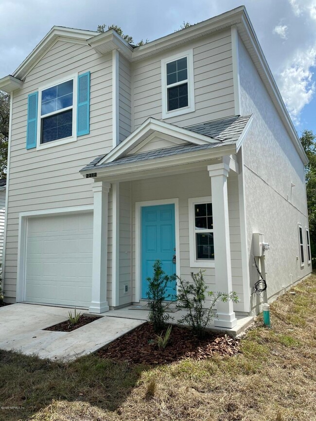 Building Photo - 2312 Wooddale St