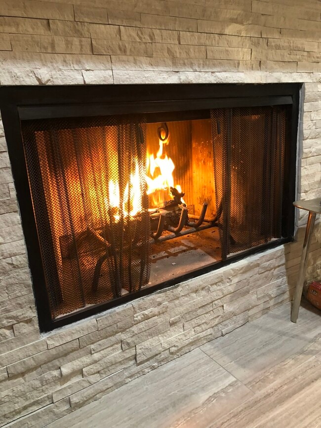 Photo - 777 Custer Rd