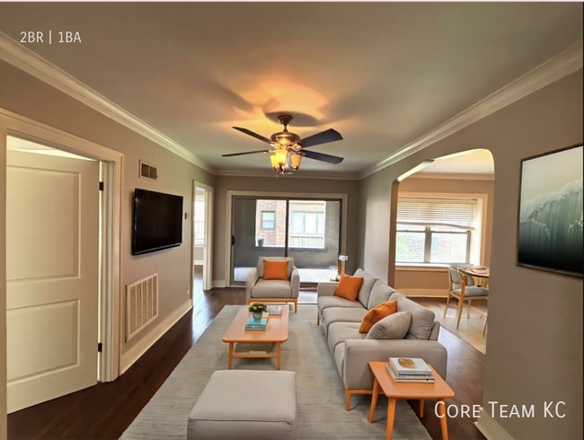 Photo - 710 W 48th St Unit 105