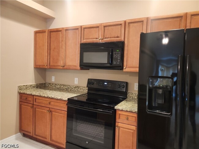 Photo - 608 Nicholas Pkwy W