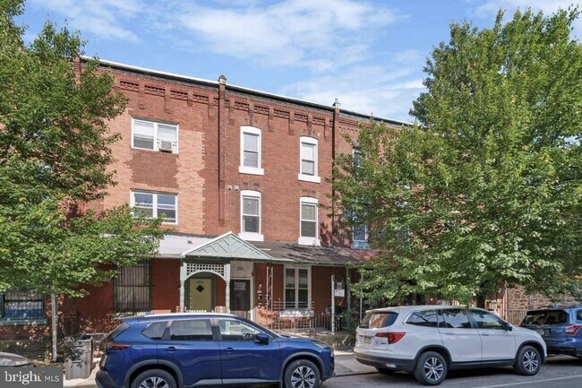 Building Photo - 247 S 44th St Rental